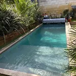La D'ambroise Bed and breakfast Burdeos