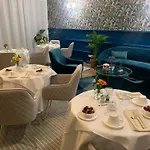 La D'ambroise Bed and breakfast 4*