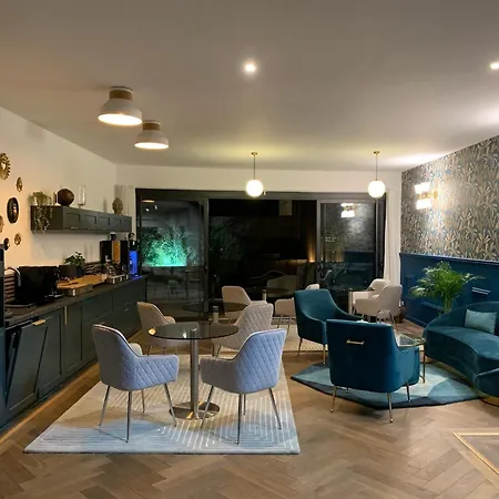 La D'ambroise 4* Бордо