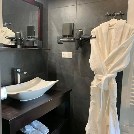 Bed and breakfast La D'ambroise 4*