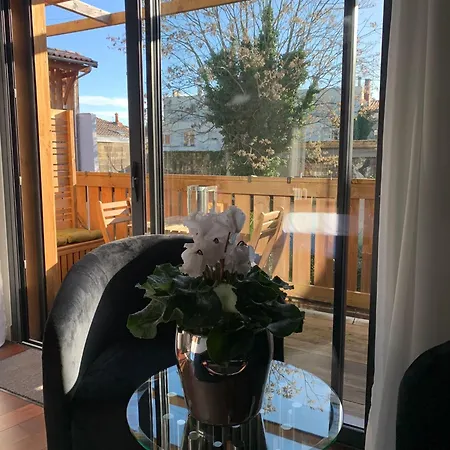 La D'ambroise 4* Бордо