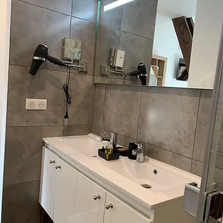 Alojamento de Acomodação e Pequeno-almoço La D'ambroise Bordéus