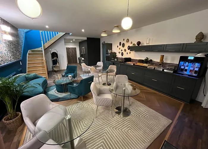 La D'ambroise Bed & Breakfast 4*