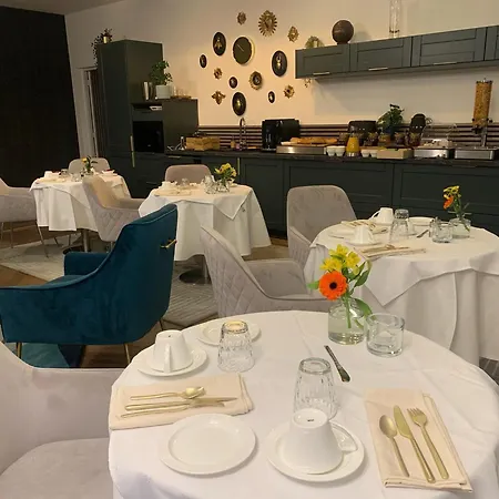 La D'ambroise Bed & Breakfast 4*